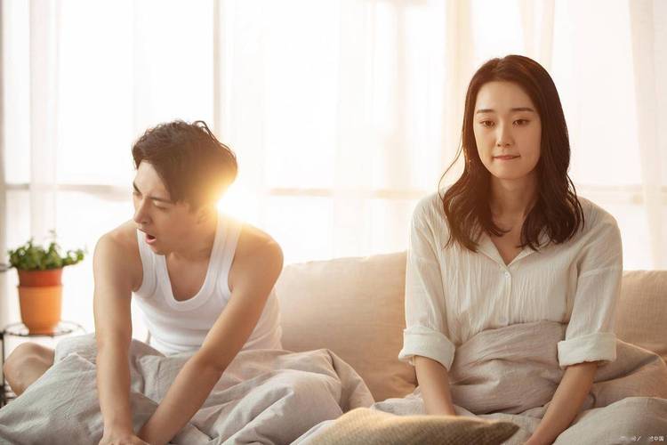 出轨女生多还是男生多_女生出轨_梦到自己出轨女生